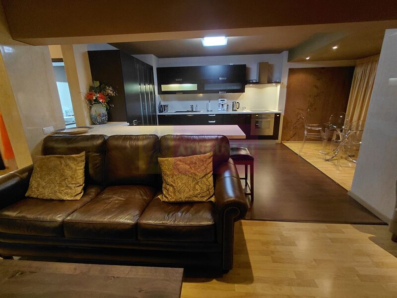 Apartament de 4 camere pe bd 13 Septembrie stradal-Marriott